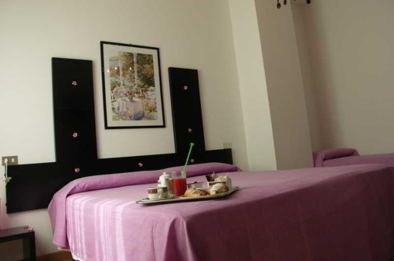 Hotel La Rosa Dei Venti Monte San Giusto Zimmer foto